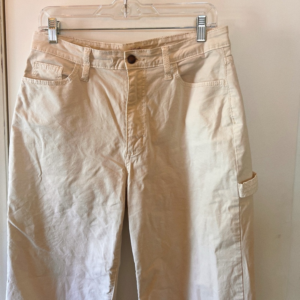 Universal Threads cargo pants